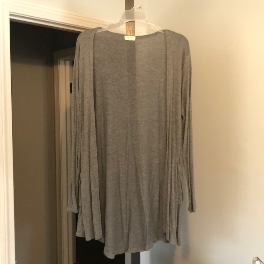 Grey shawl